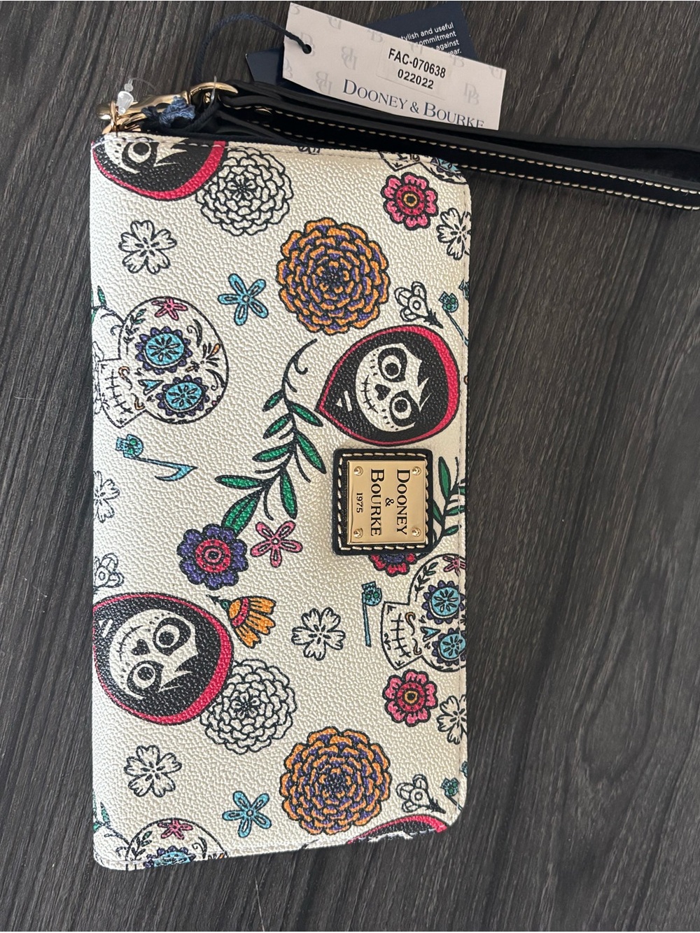 Dooney & Bourke COCO White Floral & Skull Wristlet Wallet NWT!